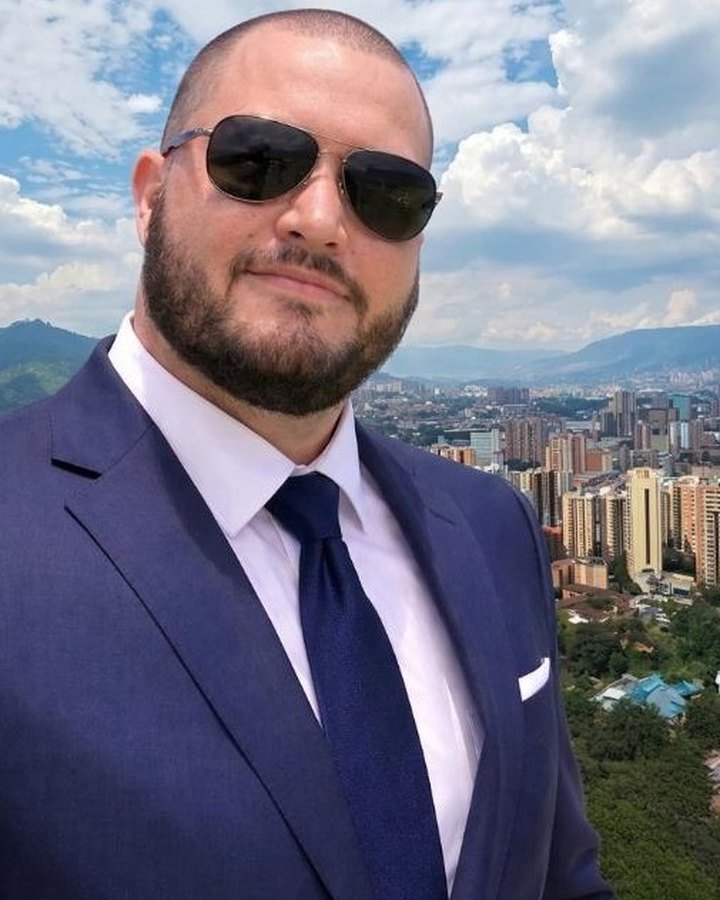 Andrés Rendón López, Gerente de cuentas clave en CARVA